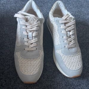 Aqua sneakers taupe crochett